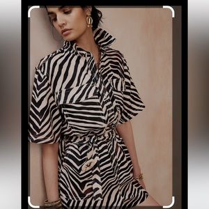 Linen Safari Romper - Small